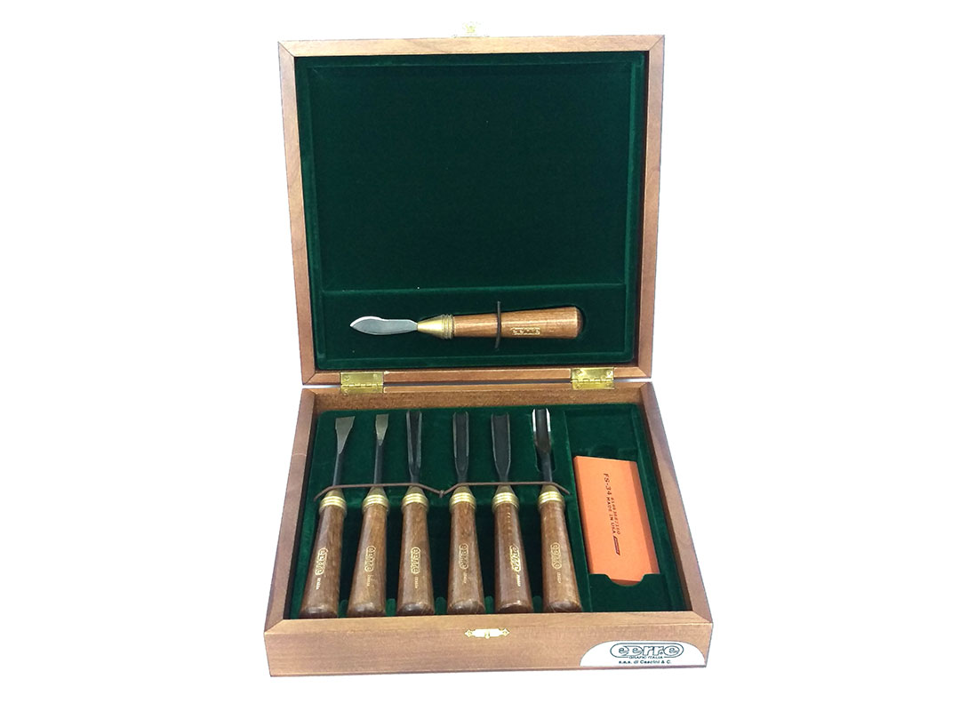 Confezione-per-intaglio-Gouges